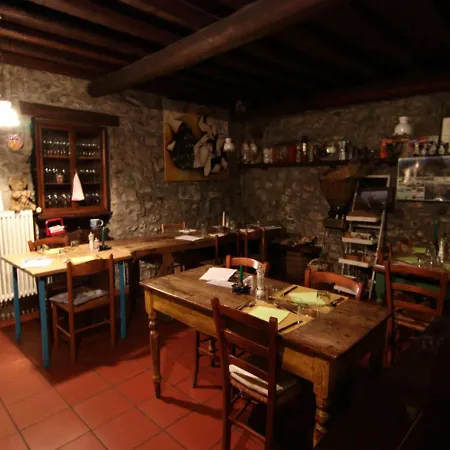 Farm stay Al Marnich Schignano (Como)